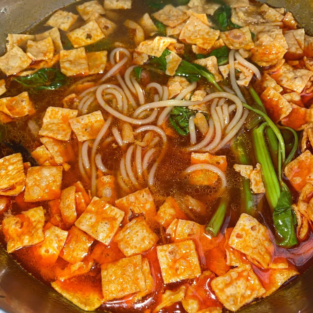 网红做的黑暗料理叫什么名字,_螺蛳粉行业监管现状_好欢螺食品安全问题